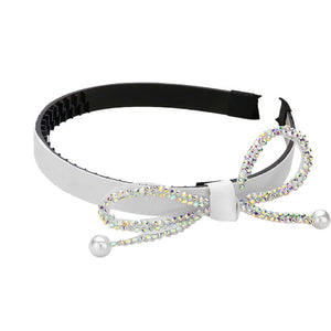 Clear Bling Studded Pearl Tip Bow Accented Headband, this is a luxurious and stylish accessory that adds a touch of elegance to any outfit. The studded pearls and bow design create a classic and sophisticated look, perfect for formal events or adding a touch of glamour to your everyday style.