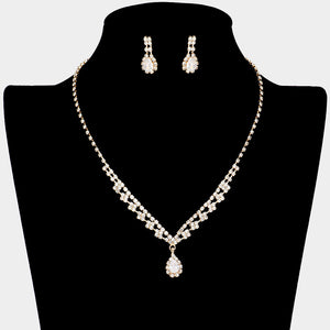Gold This CZ Teardrop Stone Accented Jewelry Set, The jewelry set is detailed with sparkling cubic zirconium stones for an eye-catching and sophisticated look. The set includes a necklace, and stud earrings, this exquisite necklace will turn heads and garner compliments. Perfect for gifting to the people you care about.