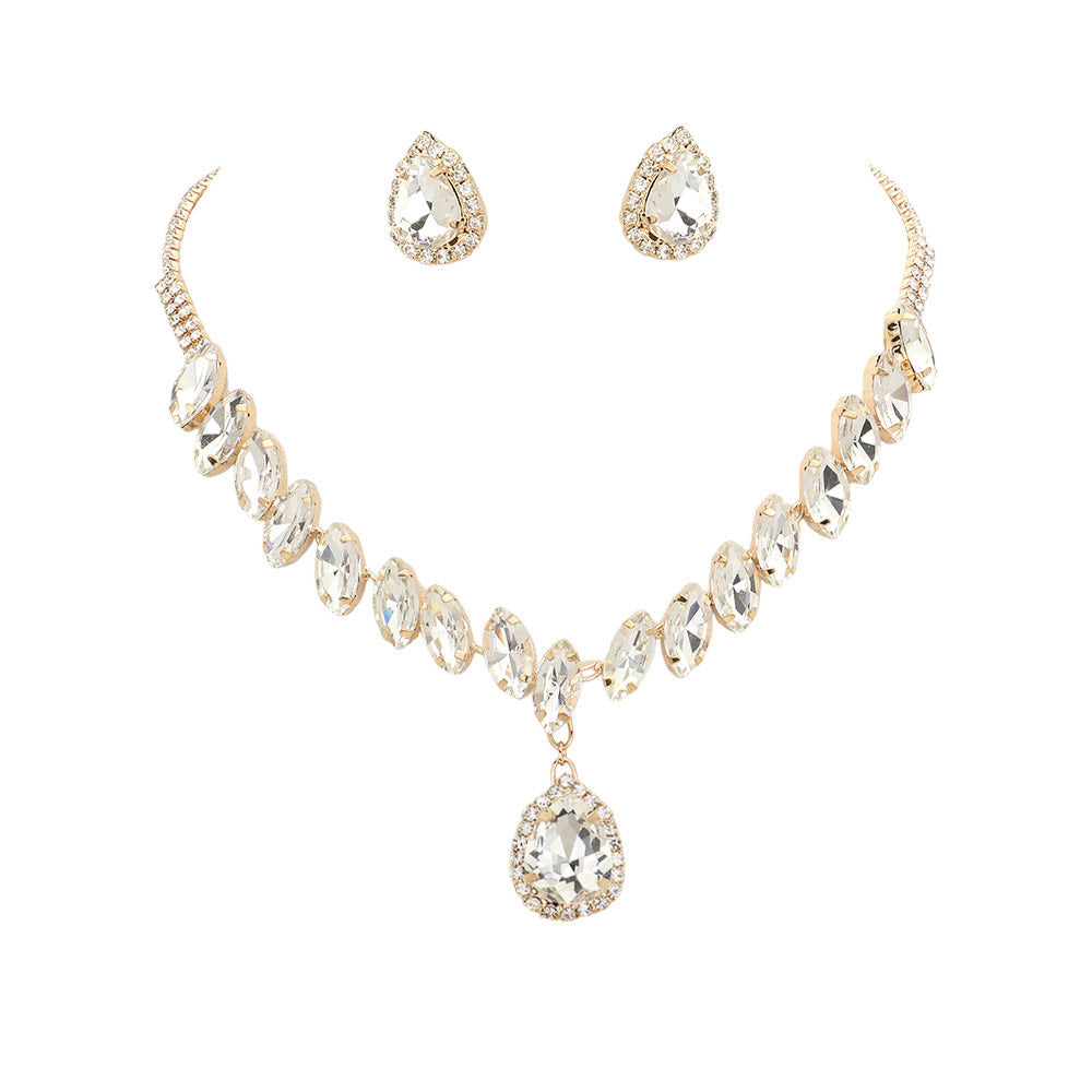 Gold Marquise Stone Cluster Dropped Teardrop Evening Jewelry Set, is an excellent jewelry set that will sparkle all night long making you shine like a diamond. Crafted with attention to detail, these jewelry sets will add a touch of glamour to any attire. Perfect gift for birthdays, Mother's Day, anniversaries etc.