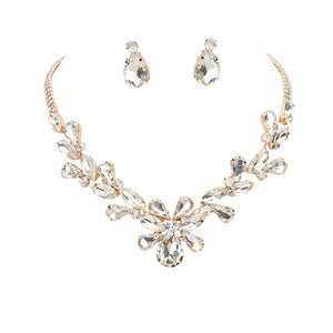 Gold Marquise Teardrop Cluster Evening Jewelry Set, is an excellent jewelry set that will sparkle all night long making you shine like a diamond. Crafted with attention to detail, these jewelry sets will add a touch of glamour to any attire. Perfect gift for birthdays, Mother's Day, anniversaries etc.