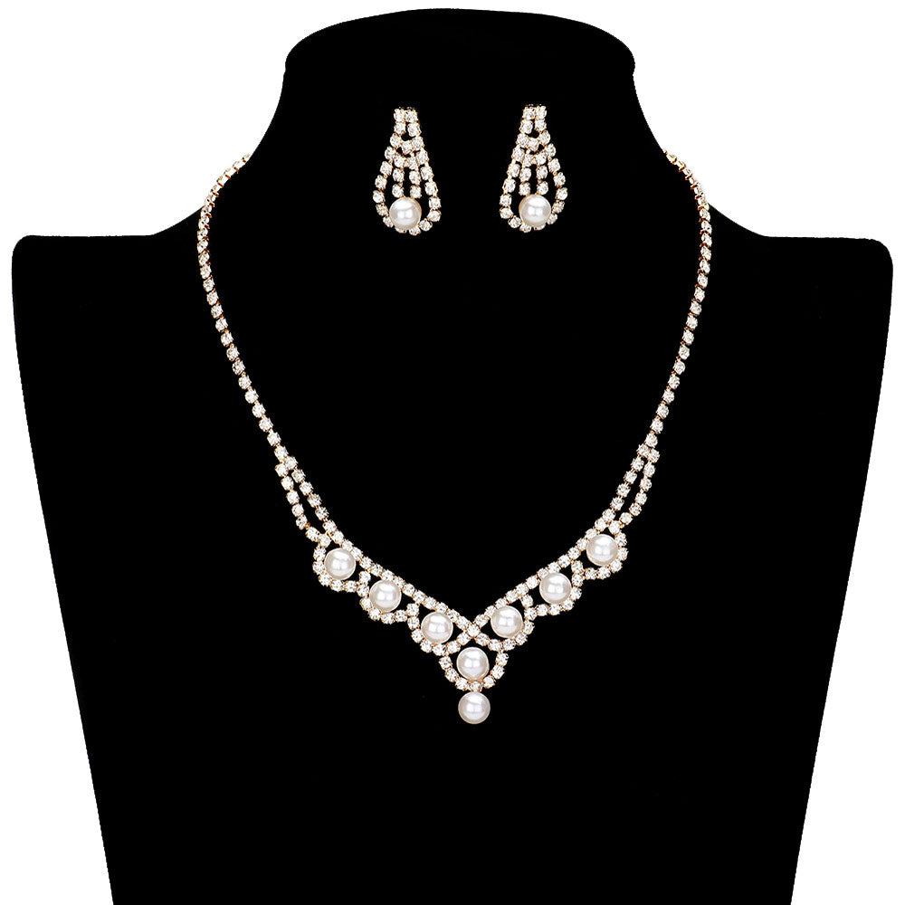 Gold Pearl Embellished Rhinestone Jewelry Set, this pearl rhinestone jewelry set is the perfect piece to add a hint of luxury to any ensemble. This classic pearl-embellished jewelry set is perfect for adding a touch of sparkle to any outfit. Gift for birthdays, anniversaries, Mother's Day, or any other meaningful occasion.