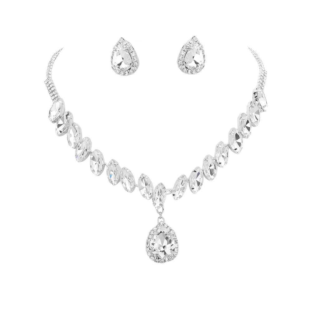 Silver Marquise Stone Cluster Dropped Teardrop Evening Jewelry Set, is an excellent jewelry set that will sparkle all night long making you shine like a diamond. Crafted with attention to detail, these jewelry sets will add a touch of glamour to any attire. Perfect gift for birthdays, Mother's Day, anniversaries etc.