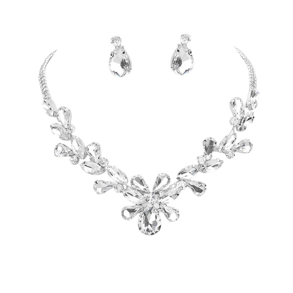 Silver Marquise Teardrop Cluster Evening Jewelry Set, is an excellent jewelry set that will sparkle all night long making you shine like a diamond. Crafted with attention to detail, these jewelry sets will add a touch of glamour to any attire. Perfect gift for birthdays, Mother's Day, anniversaries etc.