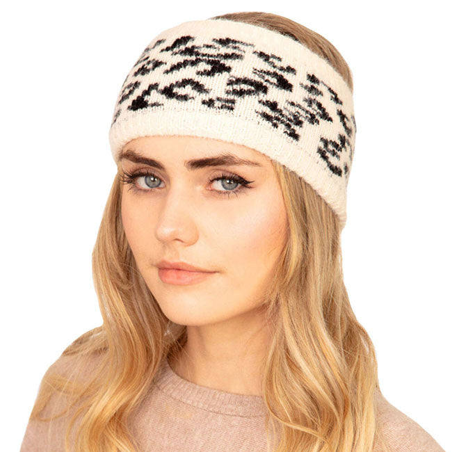 Ivory Leopard Patterned Earmuff Headband Ear Warmer shields your ears from cold weather ensuring all day comfort. Ear Warmer is soft and comfy, adds a sleek style to your ensemble, keeps your toasty. Birthday Gift, Christmas Gift, Anniversary Gift, Regalo Navidad, Regalo Cumpleanos, Regalo Dia del Amor, Valentine's Day Gift