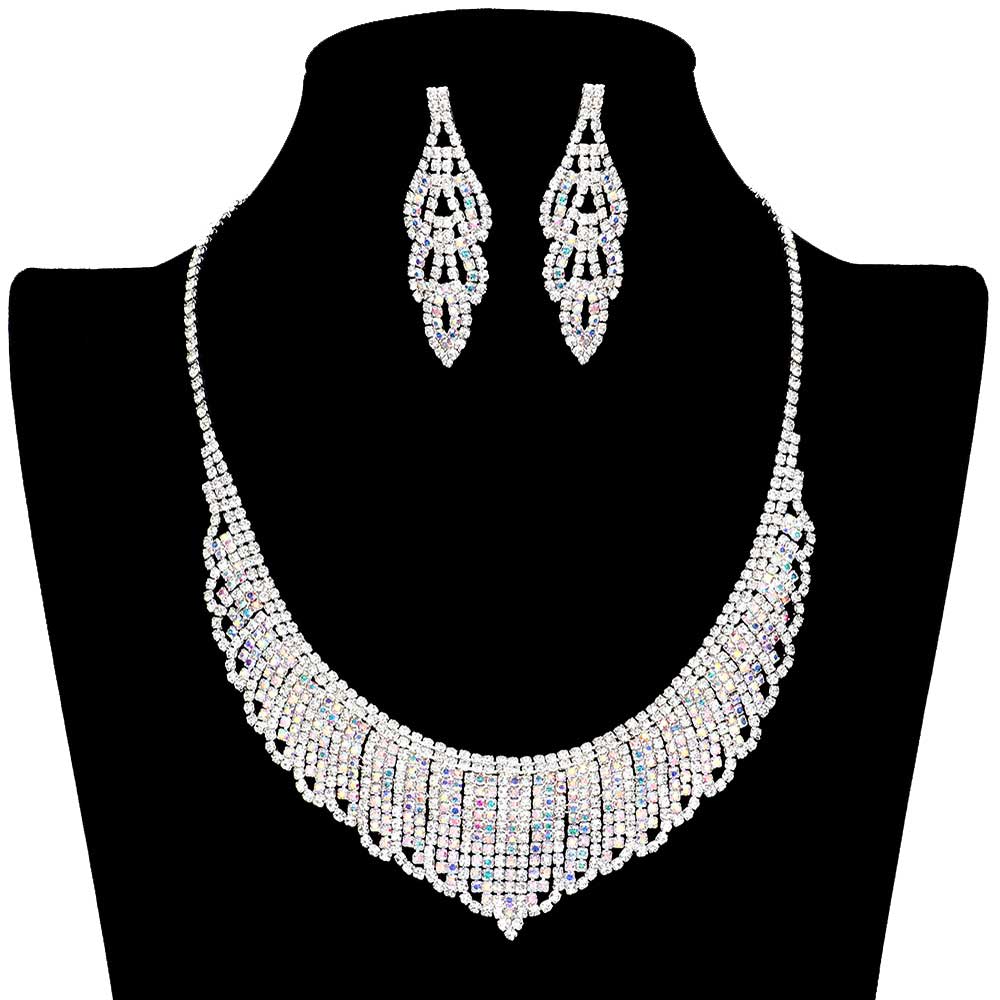 AB Silver Rhinestone Collar Jewelry Set, Crafted to exquisite standards, the collar features a comfortable fit and an eye-catching sparkle. Perfect for special occasions or everyday wear, this jewelry set is sure to make a statement. Perfect choice for making a lovely gift to someone you love and care about.