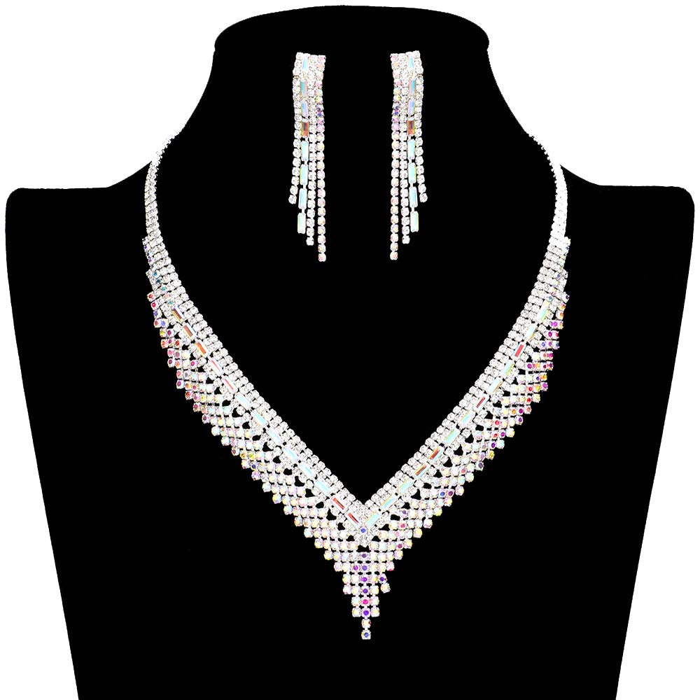 AB Silver Rhinestone Pave V Shaped Jewelry Set, will add a touch of glamour to any look. The set is crafted with premium-grade materials and features a luxurious rhinestone pave design for extra sparkle. Ideal for special occasions or gifts, it’s sure to get attention. 