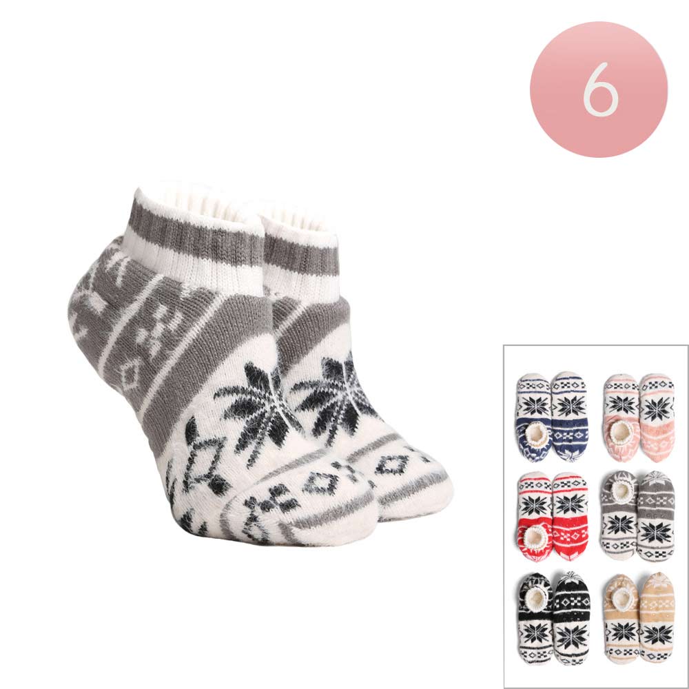 Assorted 6Pairs Snowflake Socks, Stay warm and cozy this winter with these socks. These socks keep your feet comfortable and warm all season long. Each pair of socks features an eye-catching snowflake pattern, making these the perfect combination of fashion and function. Excellent Christmas gift.