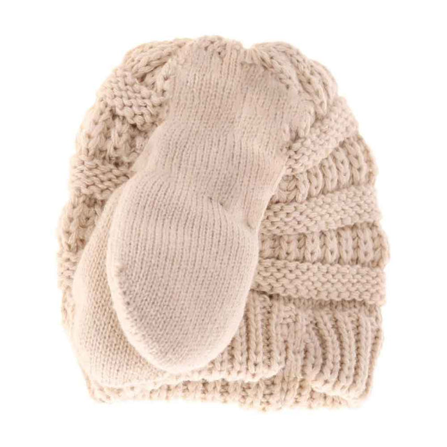 Beige BABY Solid C.C Beanie with Mitten Set provides essential warmth and comfort for your little one. Made from soft, high-quality materials, the beanie gently fits your baby's head to retain heat, while the matching mittens protect delicate skin from scratches and cold. This coordinated set balances functionality with a clean, solid design, making it an expert choice for everyday wear during cooler weather.