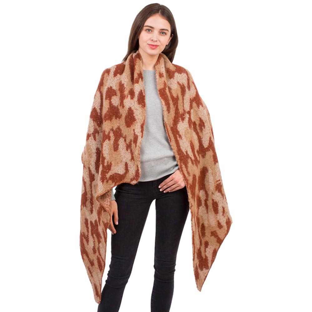 Beige Leopard Fuzzy Heavy Scarf, is made from superior insulation and wool-blend fabric. It features a leopard pattern and provides extra warmth and comfort while keeping your style unique. With its heavy construction, it is sure to keep you cozy and warm in any weather. Perfect winter gift for friends and family members.