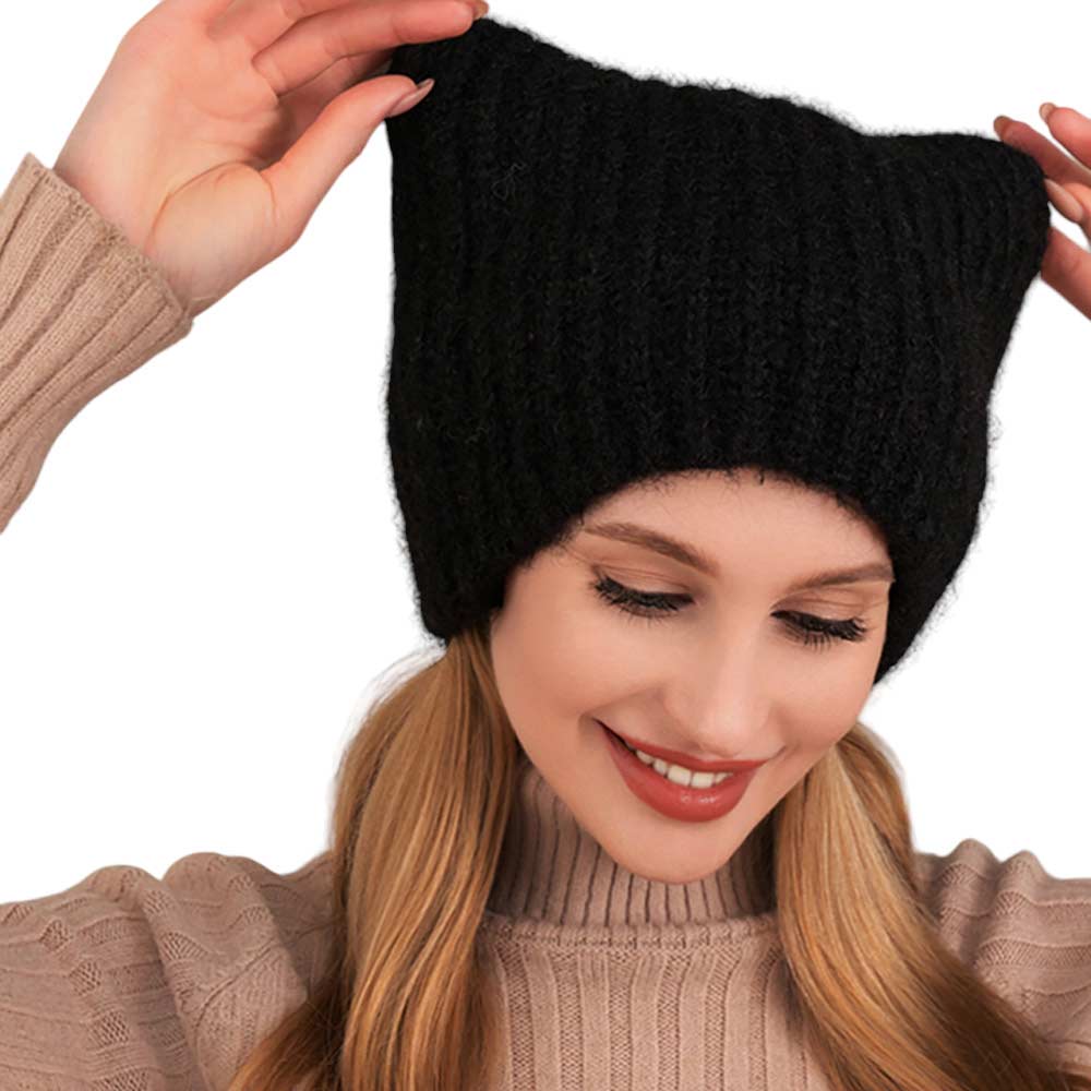 Black Cat Knit Beanie Hat, Stay warm this winter with these hats! This knitted beanie is made from high-quality polyester for maximum insulation and durability. It features a fashionable and fun cat design, perfect for any cat lover. A perfect gift choice for your close people in the winter season.