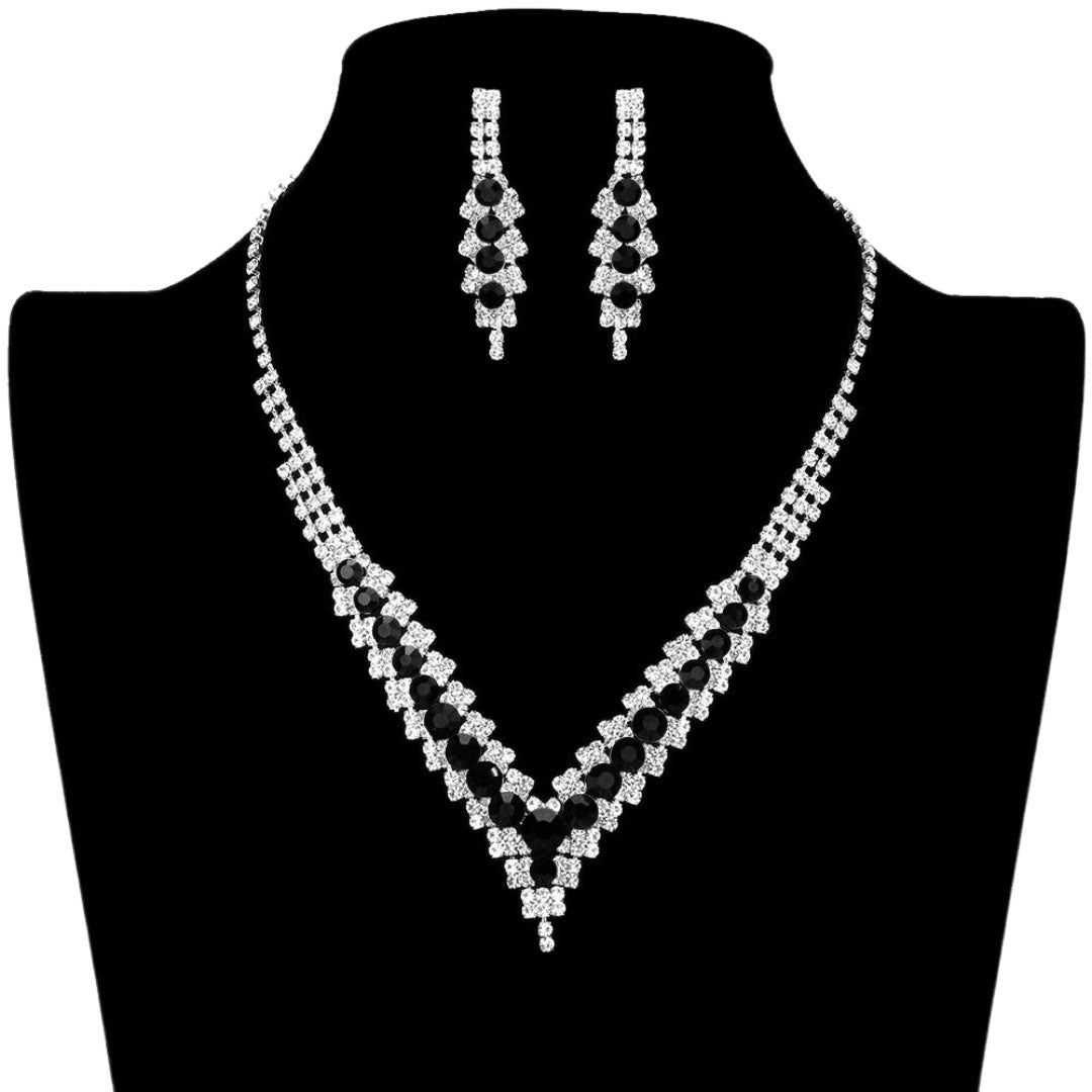Black Silver V-Neck Collar Rhinestone Necklace, Adorn yourself with this eye-catching V-Neck Collar Rhinestone Necklace set. The elegant design features a delicate pattern of rhinestones that adds a touch of sparkle and shine to any outfit. Subtle yet stunning, this jewelry set is perfect for special occasions or everyday wear.