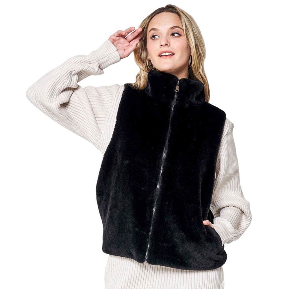 Beige Solid Faux Fur Front Pockets Vest, look glamorous and stay warm in this faux fur pockets vest. Crafted from carefully selected faux fur material that will ensure comfort and durability. You can throw it on over so many pieces elevating any casual outfit! Perfect gift for birthdays, holidays, Christmas, anniversaries.