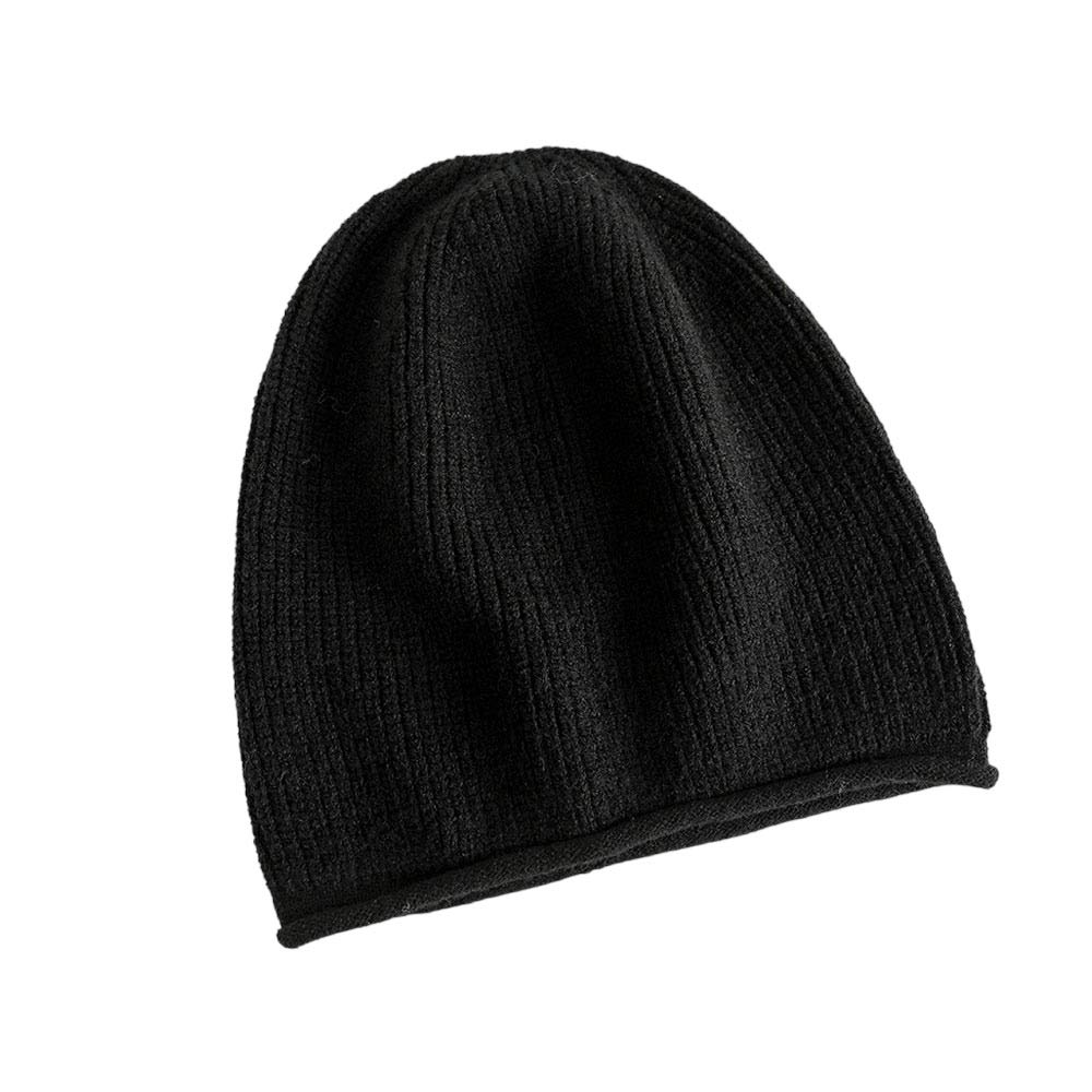 Black Trendy Solid Knit Beanie Hat, wear this beautiful beanie hat with any ensemble for the perfect finish before running out the door into the cool air. An awesome winter gift accessory and the perfect gift item for Birthdays, Christmas, Stocking stuffers, Secret Santa, holidays, anniversaries, Valentine's Day, etc.
