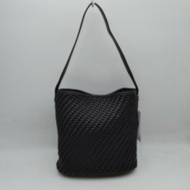 Back This everyday hobo bag features an all-over classic basket-weave design and a relaxed, structured bucket silhouette. It is crafted with a single wide matching shoulder strap attached securely to the top panels, allowing for comfortable hand or shoulder carrying. The spacious main storage compartment features a slight dip-top opening, making it an ideal choice for organized daily use.