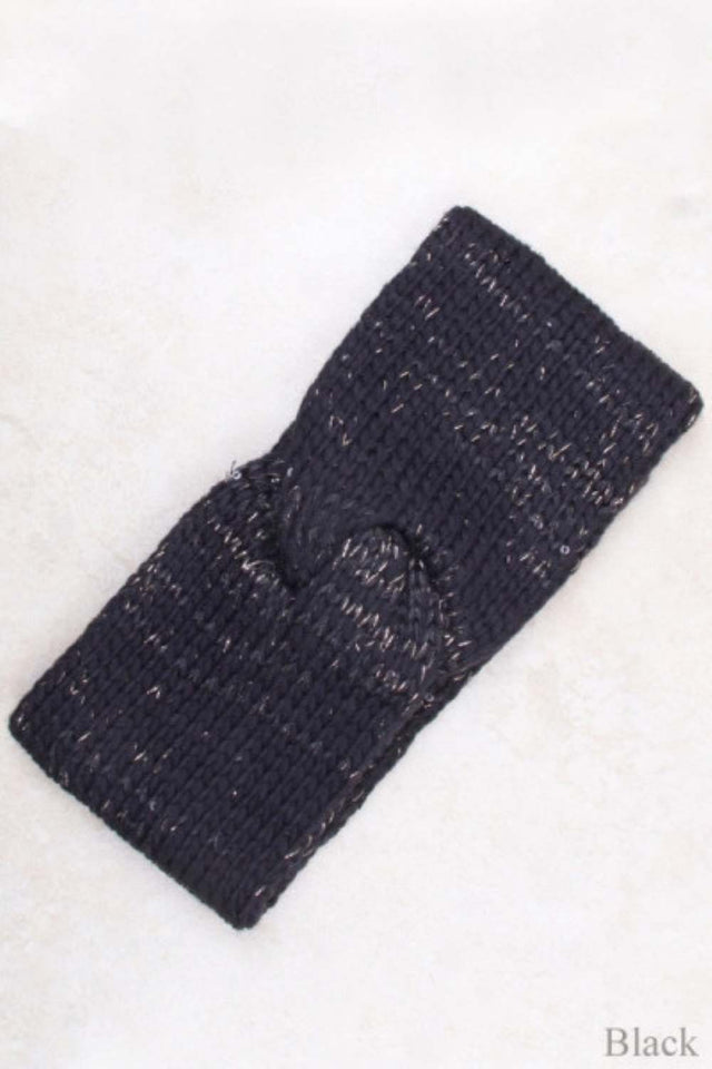 Black Elevate your winter style with this charming two-color knit paired with a sparkling spangle headband. The soft, cozy knit features a classic color-block design, while the embellished headband adds a touch of glamour and personality. Perfect for staying warm without sacrificing style, this coordinated set brings effortless sophistication to any cold-weather look. Whether you're heading out for a casual day or a special occasion, this combination delivers comfort and eye-catching appeal.