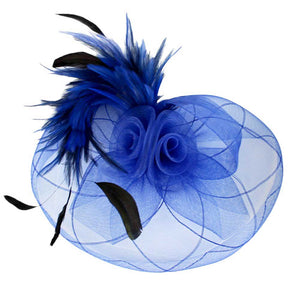 Blue Feather Mesh Flower Fascinator Headband, will take your outfit to the next level. Crafted with intricate mesh flowers, this accessory is perfect for adding a touch of elegance to your look. The feather detailing provides a unique texture, making it a piece of statement. Perfect for any occasion or as an exquisite gift.