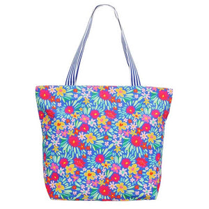 Blue Flower Print Tote Bag, this tote bag features a beautiful flower print design, adding a touch of style to your everyday essentials. Made with high-quality materials, it offers durability and functionality for daily use. Stay fashionable while carrying your belongings with ease. Ideal gift for any fashion loving person.