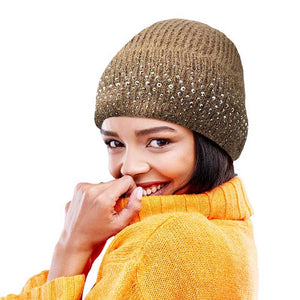 Brown Fleece Lining Rhinestone Embellished Beanie Hat, is an ideal winter accessory to keep you warm and stylish. Embellished with rhinestone crystal, it offers a touch of sparkle for extra glamour. Fleece lining provides maximum insulation and a comfortable fit. A perfect gift idea for fashion loving close ones.