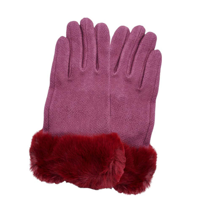 Burgundy-Fuzzy Fux Fur Collar Smart Touch Gloves, Soft fur collar adds a touch of luxury, while the smart touch technology allows you to use your phone or tablet without taking off your gloves. Experience stylish functionality in the cold weather. It is an incomparable gift to the one you love the most.



