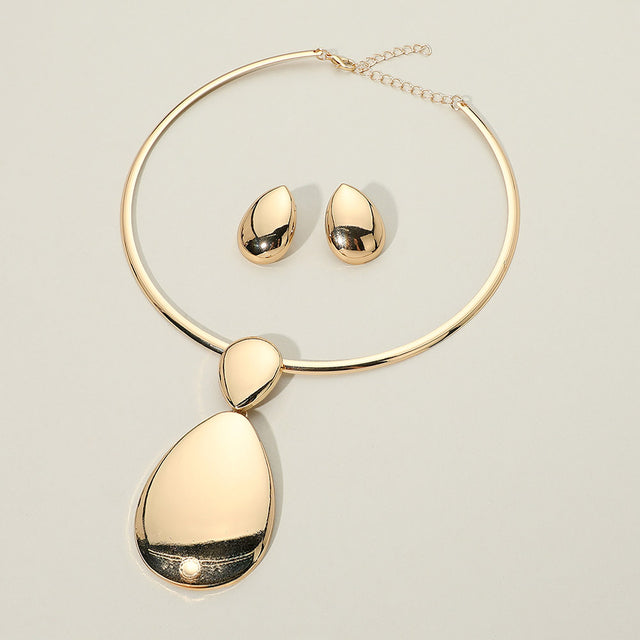 Madeline Love Gold Metal Teardrop Pendant Accent Statement Choker Necklace