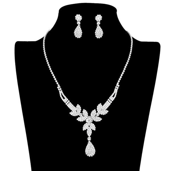 Clear Silver Sprout Detailed Rhinestone Pave Necklace Earring Set will be sure to add an air of timeless elegance, wear it with your favorite evening attire for an unbeatable combo of glitz and glamour Perfect Birthday Gift, Christmas Gift, Anniversary Gift, Prom, Valentine's Day Gift, Regalo Cumpleanos, Aniversario, Regalo Navidad