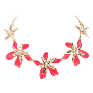 Coral Teardrop Stone Pointed Enamel Flower Link Necklace is a stunning addition to any jewelry collection. Expertly crafted, this elegant teardrop design and bold enamel flowers create a sophisticated statement piece. Made with high-quality materials, this necklace is both durable and beautiful. Perfect for any occasion.