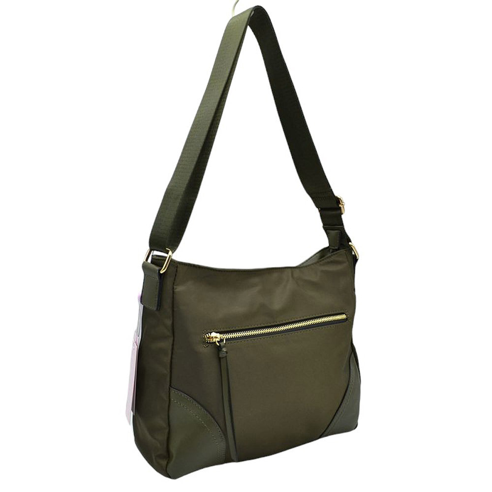 Dark Green External Chain Pocket Long Strap Nylon Crossbody Bag, is the perfect combination of style and practicality. The sturdy nylon construction and long adjustable strap makes this bag ideal for everyday use, while the external chain pocket adds a touch of personality. Carry the essentials with ease and in style.