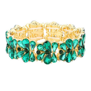 Emerald Teardrop Cluster Stretch Evening Bracelet, is an elegant piece of jewelry. Featuring a unique teardrop cluster design, this bracelet is an ideal choice for special occasions or as a timeless gift. Crafted with high-quality metal, this bracelet offers a secure fit and comfort while ensuring long-lasting wearability. 