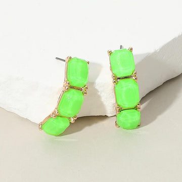 Madeline Love Green, Neon