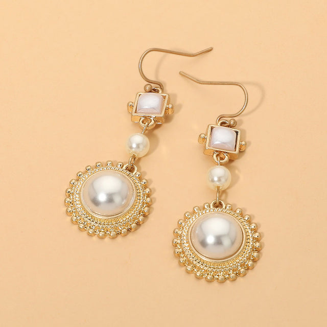 Madeline Love Cream, Worn Gold Vintage Geometric Link Drop Earrings