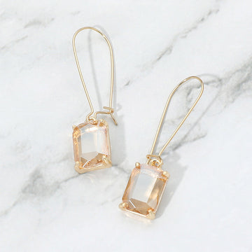 Madeline Love AB, Topaz