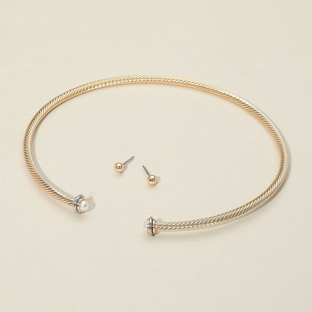 Madeline Love Cream, Gold Metal Twisted Pearl Ends Wire Choker Necklace