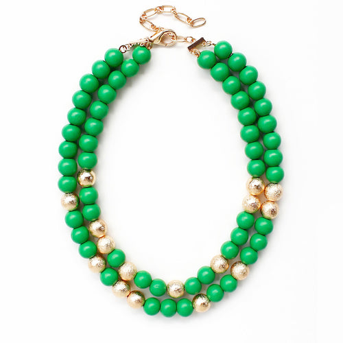 Collar de doble capa con bola de madera, metal y latón de Mardi Gras - Green