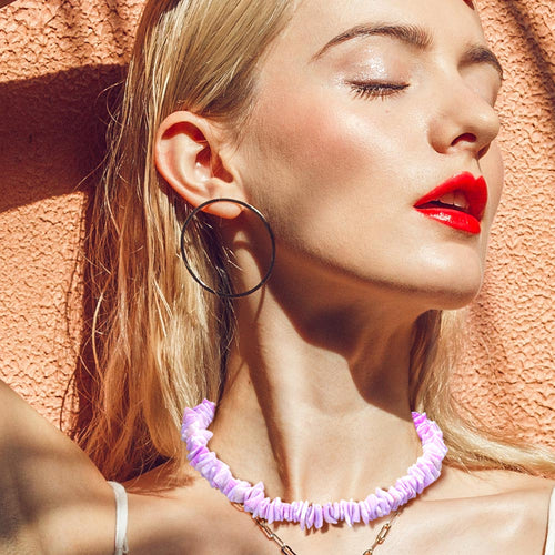 Collar con colgante de conchas de colores - Lavanda