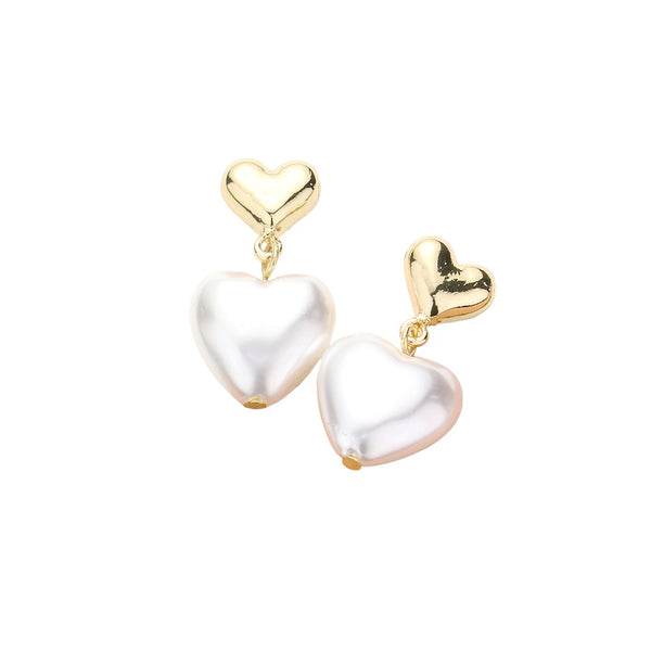 Gold Metal Pearl Heart Link Dangle Earrings, feature an intricate and sophisticated design. The heart-shaped metal links are decorated with beautiful pearl beads. They add a timeless and elegant look to any outfit, perfect for everyday wear or a special occasion or to make a lovely gift.