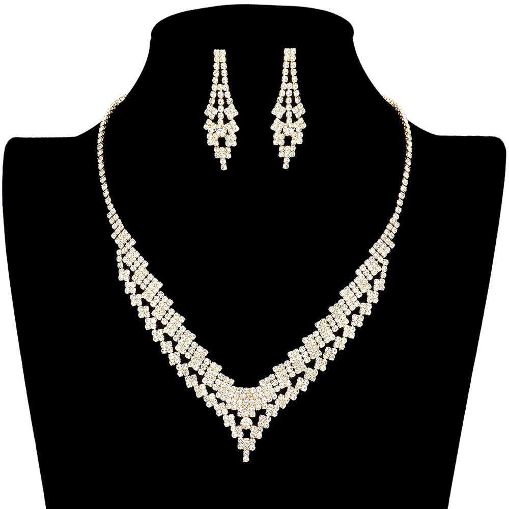 Gold Round Stone Pointed Rhinestone Jewelry Set, will be a gorgeous addition to any outfit. The shimmering rhinestones ensure that this is suited for both special and casual occasions. Enjoy the perfect sophistication and glamour with this. Awesome gift for birthdays, anniversaries, Valentine’s Day, or any special occasion.