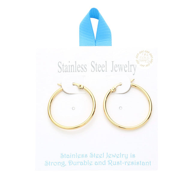 Gold Stainless Steel 1.2 Inch Metal Hoop Pin Catch Earrings are a durable and stylish choice for any jewelry lover. Made from high-quality stainless steel, these earrings are hypoallergenic and resistant to tarnishing. The 1.2 inch size is the perfect balance of subtlety and statement, making these earrings a versatile addition to any outfit.