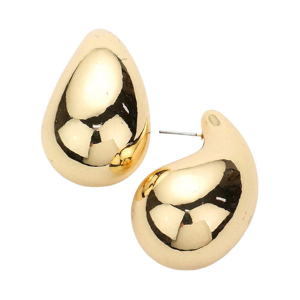 Gold Metal Teardrop Earrings, These stylish earrings are crafted from high-quality metal to ensure a secure fit and long-lasting shine. The classic design and vibrant color make them the perfect for any ensemble. With a comfortable and lightweight design, these earrings are perfect for everyday looks and special occasions.