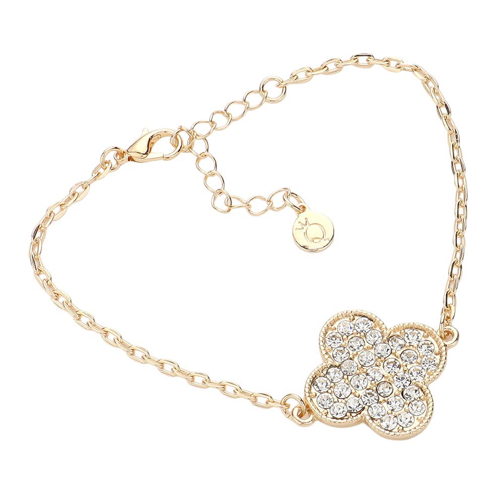 Gold-Stone Paved Quatrefoil Pointed Bracelet adds a touch of sophistication and elegance to any outfit. Crafted with beautiful stone detailing, this bracelet is expertly designed for a timeless and luxurious look. Perfect for any occasion, this bracelet is a must-have accessory for any fashion-forward individual.