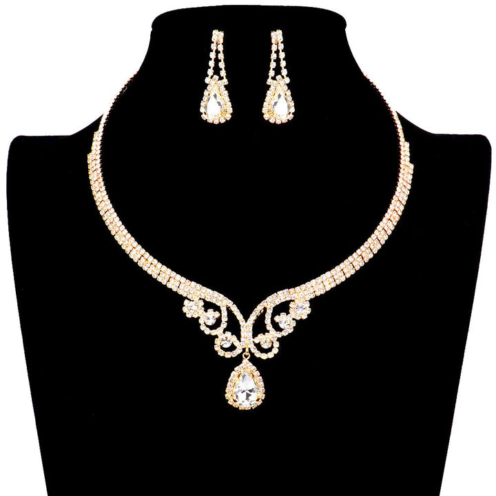 Gold Teardrop Stone Accented Rhinestone Jewelry Set features a beautiful teardrop-shaped stone at its center surrounded by a dazzling array of rhinestones. Perfect for special occasions, this set is sure to make you shine. Ideal gift for friends and family members on any day.