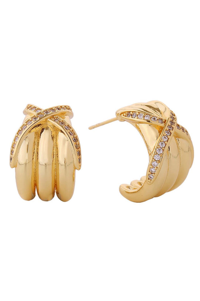 Gold Elegant crossover design meets everyday wearability in these stunning post earrings. Crafted from brass with 14K gold and white gold dipping, they feature sparkling cubic zirconia pavé detailing that catches the light beautifully. At 2.3cm, they're the perfect size for a refined, understated look. Hypoallergenic construction makes them ideal for sensitive ears, while lead and nickel compliance ensures safety and peace of mind.