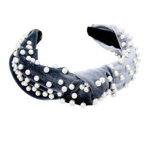 Gray Pearl Velvet Knotted Headband, is the perfect accessory for any outfit. Crafted from luxurious pearl velvet, it will add a touch of sophistication to your look. Its knotted design will stay securely in place, making it ideal for any busy lifestyle. An ideal gift accessory for your family members and friends.