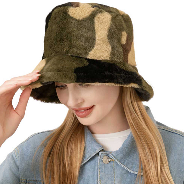 Green Faux Fur Camouflage Patterned Bucket Hat, stay stylish all year long with this Bucket Hat! It's the great touch you need to finish your outfit in style. Awesome winter gift accessory! Perfect gift for Birthdays, Christmas, holidays, anniversaries, etc to your friends, family, or loved ones. Happy Winter!