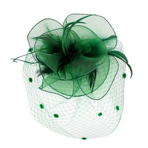 Green Feather Mesh Flower Fascinator Headband, will take your outfit to the next level. Crafted with intricate mesh flowers, this accessory is perfect for adding a touch of elegance to your look. The feather detailing provides a unique texture, making it a piece of statement. Perfect for any occasion or as an exquisite gift.