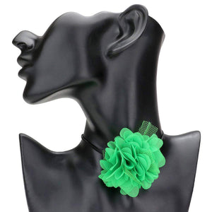 Green Mesh Flower Wrapped Choker Necklace, is perfect for adding a hint of sophistication to your look. It features a floral mesh design, giving it a subtle touch of femininity. The choker is lightweight and comfortable to wear, making it an ideal accessory for any occasion. Perfect gift choice for the peoples you love.