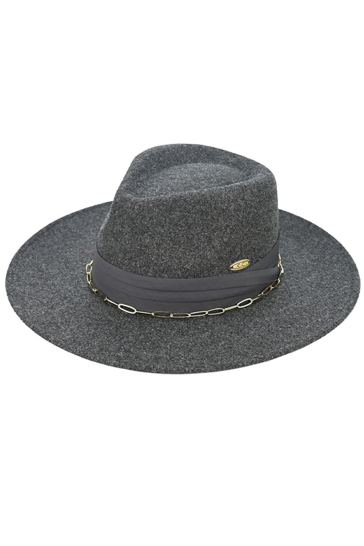 HeatherCharcoal C.C Link Chain & Pleated Wide Band Vegan Felt Hat is expertly crafted with a unique link chain design and a pleated wide band. Made with vegan felt, it offers a sophisticated and eco-friendly alternative to traditional hats. Elevate your style with this fashionable and sustainable accessory.
