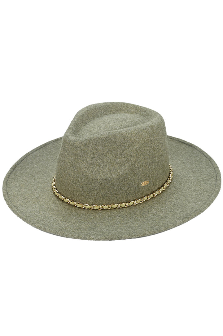 HeatherSage C.C Chain Trim Band Vegan Felt Panama Hat is a stylish and sustainable accessory. Made with vegan felt, it features a trendy chain trim band for added flair. Protect your skin from the sun while making a fashion statement.
