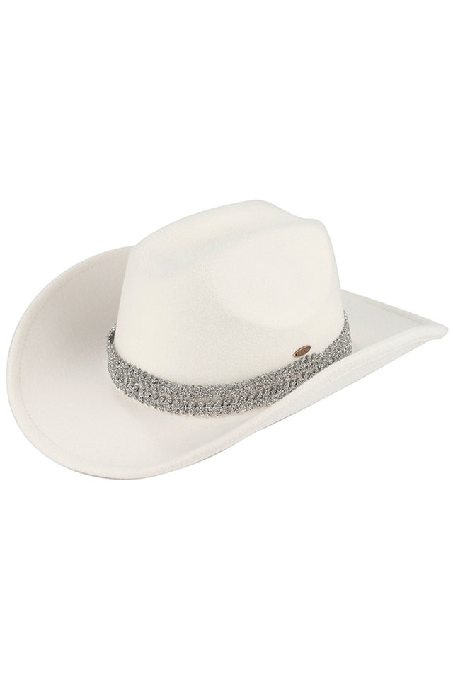 Ivory C.C Stone Glitter Band Vegan Cowboy Hat is perfect for adding some sparkle to your western look. Made with vegan materials, it is both stylish and cruelty-free. The glitter band adds a touch of glam to the traditional cowboy hat design. Make a statement with this 100% vegan accessory.