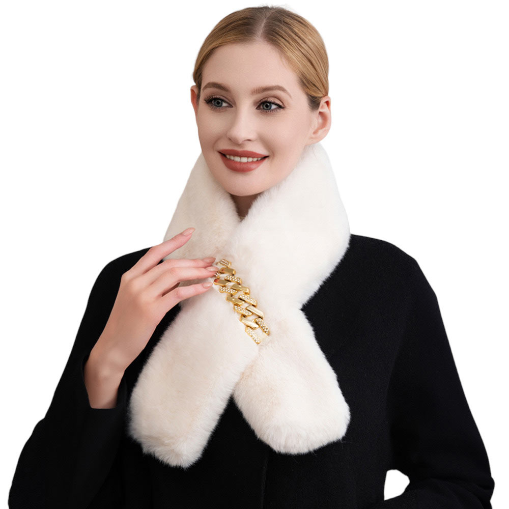 Solid Faux Fur Chain Pull Through Scarf – Madeline Love