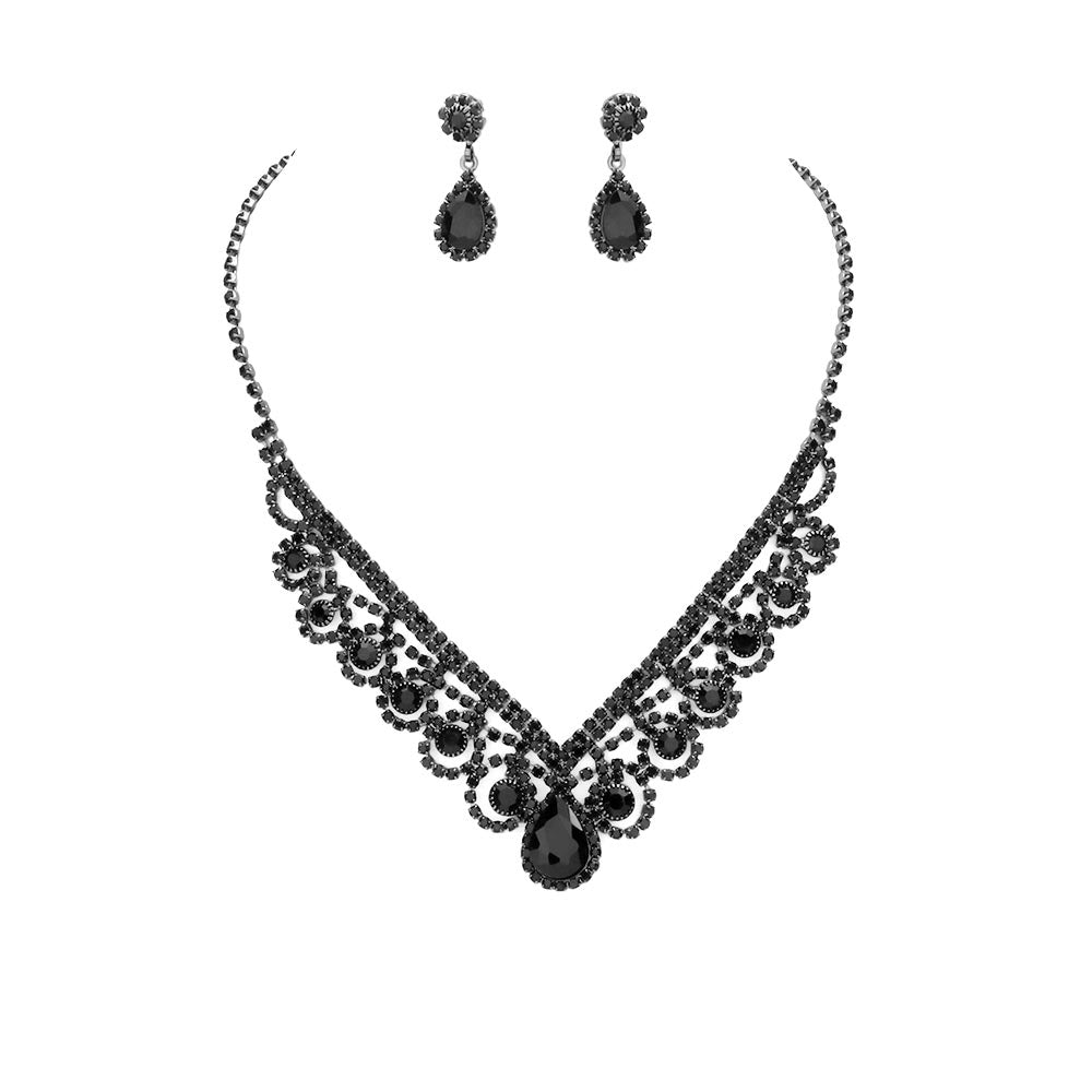 Jet Black Bubble Crystal Cluster Teardrop Centered Necklace, is an exquisite necklace that will surely amp up your beauty and show your perfect class. It adds a gorgeous glow to your special outfit on special occasions. Perfect gift for Birthday, Anniversary, Graduation, Mother's Day, Wedding, Bridal Shower, Prom Jewelry, etc.